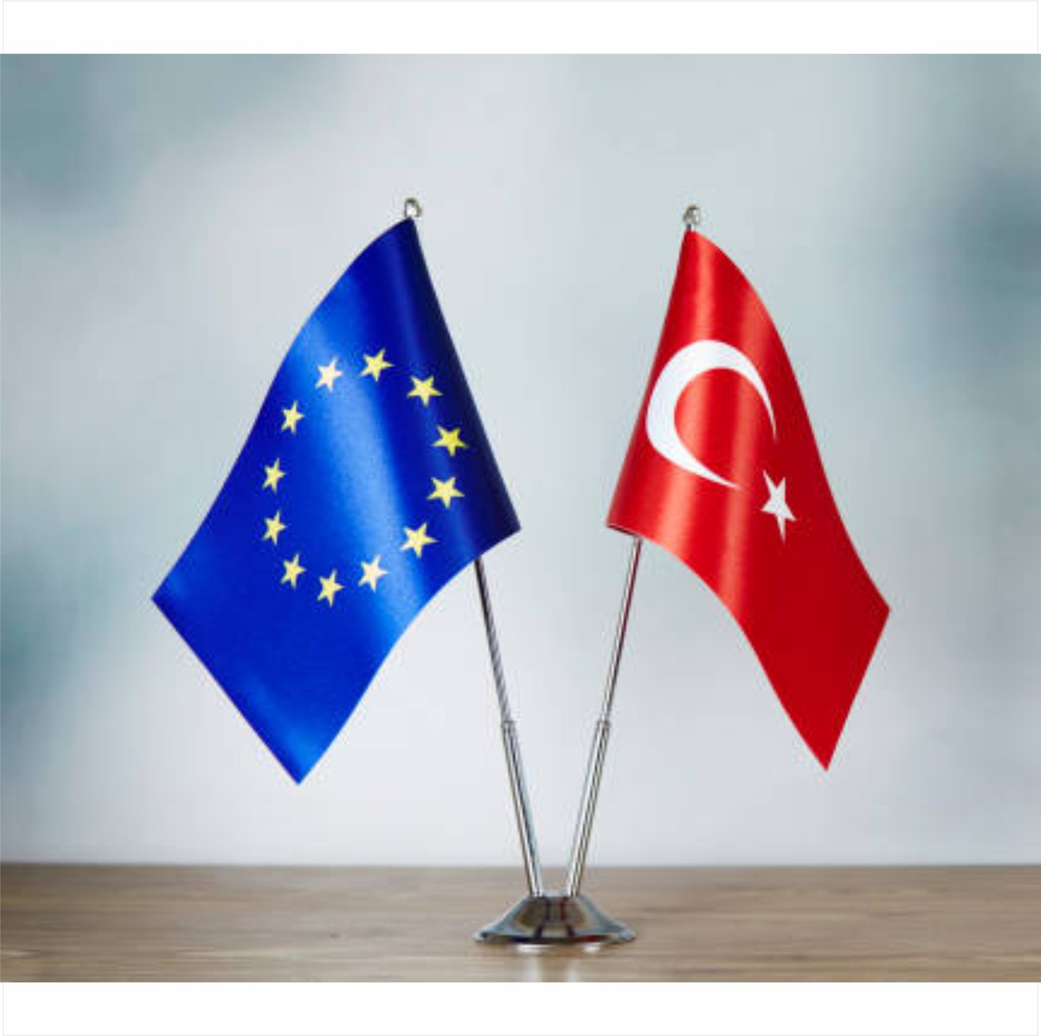 Masa Bayrakları